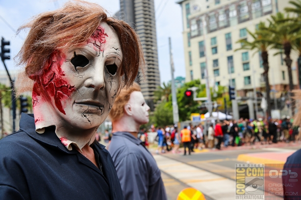 SDCC-San-Diego-Comic-Con-2014-Photos-Photography-Exhibit-Hall-Gaslamp-Convention-Center-Costumes-001-RSJ