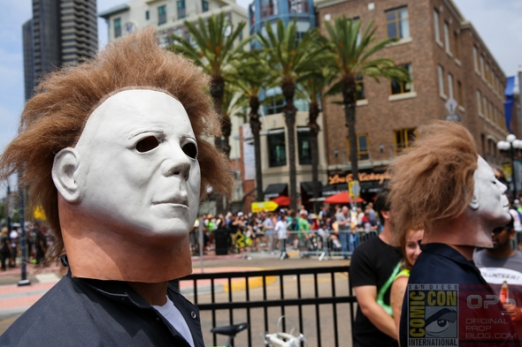 SDCC-San-Diego-Comic-Con-2014-Photos-Photography-Exhibit-Hall-Gaslamp-Convention-Center-Costumes-001-RSJ