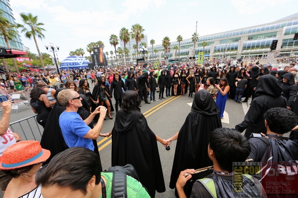 SDCC-San-Diego-Comic-Con-2014-Photos-Photography-Exhibit-Hall-Gaslamp-Convention-Center-Costumes-001-RSJ