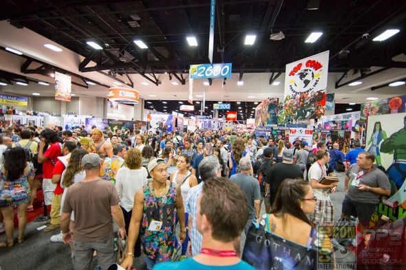 SDCC-San-Diego-Comic-Con-2014-Photos-Photography-Exhibit-Hall-Gaslamp-Convention-Center-Costumes-101-RSJ