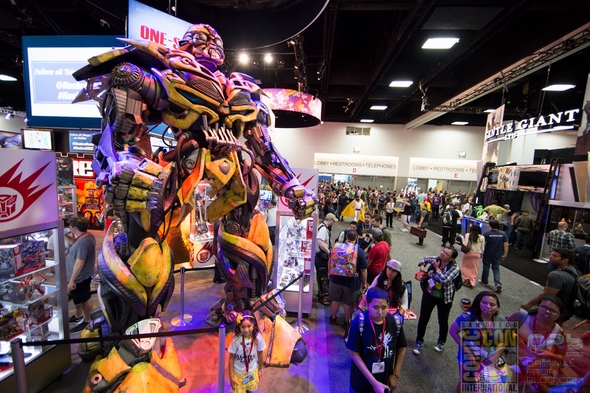 SDCC-San-Diego-Comic-Con-2014-Photos-Photography-Exhibit-Hall-Gaslamp-Convention-Center-Costumes-101-RSJ