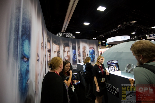 SDCC-San-Diego-Comic-Con-2014-Photos-Photography-Exhibit-Hall-Gaslamp-Convention-Center-Costumes-101-RSJ