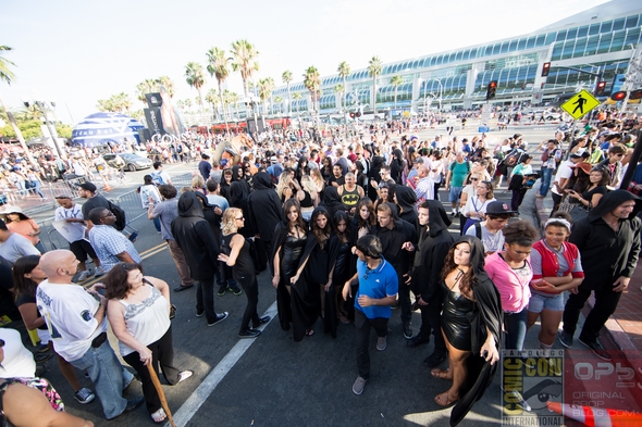 SDCC-San-Diego-Comic-Con-2014-Photos-Photography-Exhibit-Hall-Gaslamp-Convention-Center-Costumes-101-RSJ