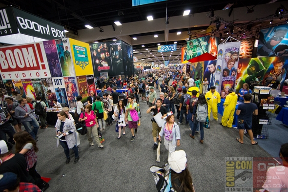 SDCC-San-Diego-Comic-Con-2014-Photos-Photography-Exhibit-Hall-Gaslamp-Convention-Center-Costumes-101-RSJ