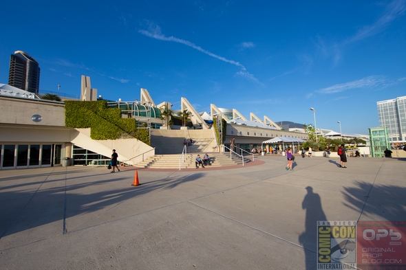 SDCC-San-Diego-Comic-Con-2014-Photos-Photography-Exhibit-Hall-Gaslamp-Convention-Center-Costumes-101-RSJ