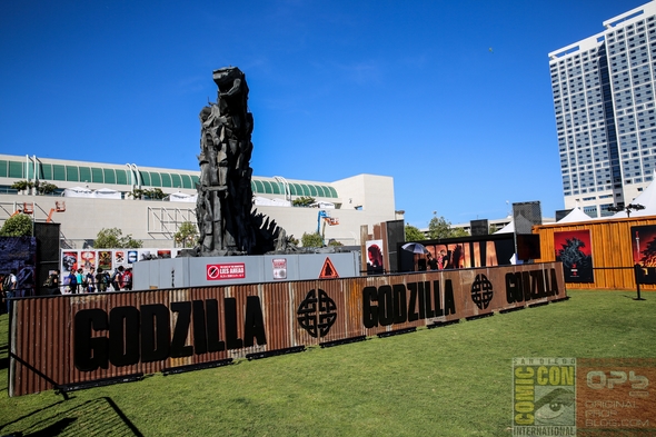 SDCC-San-Diego-Comic-Con-Intl-2014-Preview-Night-Wednesday-Photos-Photography-001-RSJ