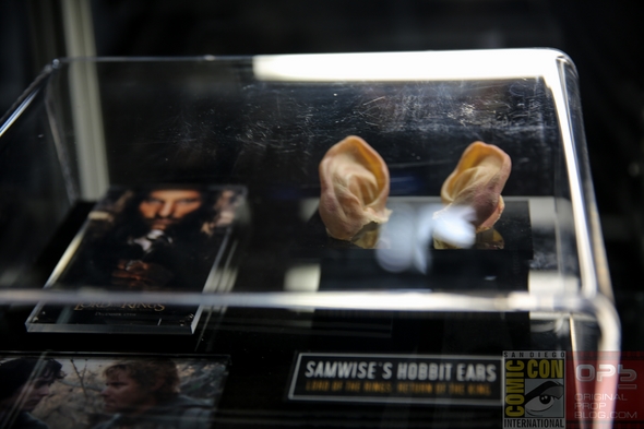 San-Diego-Comic-Con-2014-Profiles-In-History-TV-Movie-Prop-Costume-Exhibit-Auction-Preview-Photos-01-RSJ