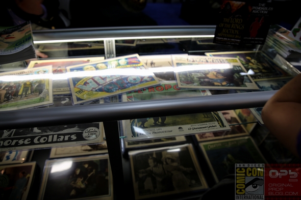 San-Diego-Comic-Con-2014-Profiles-In-History-TV-Movie-Prop-Costume-Exhibit-Auction-Preview-Photos-01-RSJ