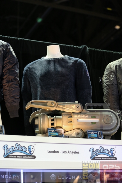 San-Diego-Comic-Con-2014-Prop-Store-London-TV-Movie-Prop-Costume-Exhibit-Auction-Preview-Photos-001-RSJ