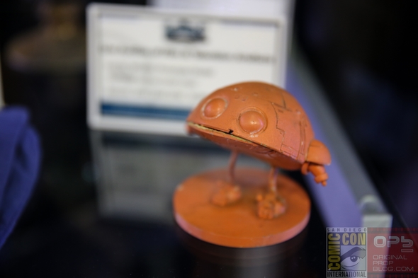 San-Diego-Comic-Con-2014-Prop-Store-London-TV-Movie-Prop-Costume-Exhibit-Auction-Preview-Photos-001-RSJ