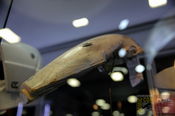 San-Diego-Comic-Con-2014-Prop-Store-London-TV-Movie-Prop-Costume-Exhibit-Auction-Preview-Photos-001-RSJ