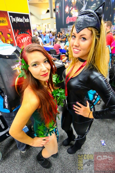 San-Diego-Comic-Con-2014-SDCC-Photos-Photography-Costumes-Cosplay-Exhibit-Hall-Masquerade-Images-High-Resolution-001-RSJ