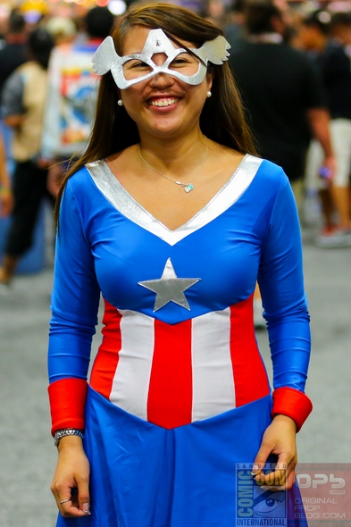 San-Diego-Comic-Con-2014-SDCC-Photos-Photography-Costumes-Cosplay-Exhibit-Hall-Masquerade-Images-High-Resolution-001-RSJ