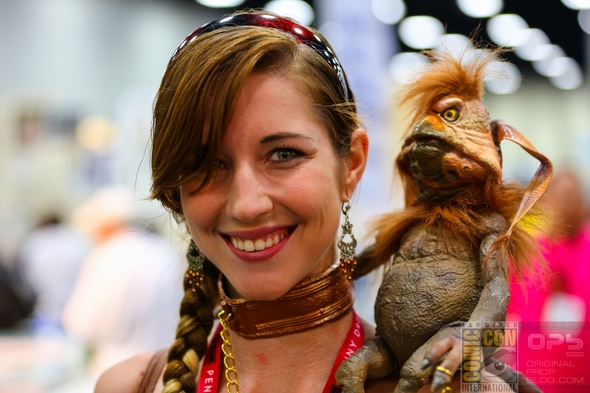 San-Diego-Comic-Con-2014-SDCC-Photos-Photography-Costumes-Cosplay-Exhibit-Hall-Masquerade-Images-High-Resolution-001-RSJ