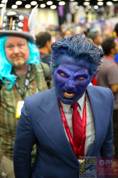 San-Diego-Comic-Con-2014-SDCC-Photos-Photography-Costumes-Cosplay-Exhibit-Hall-Masquerade-Images-High-Resolution-001-RSJ