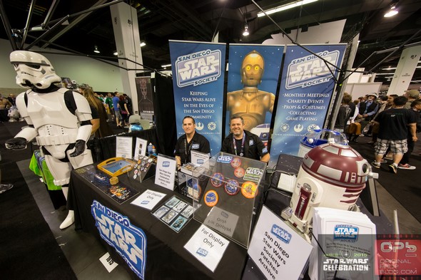 Star-Wars-Celebration-2015-Anaheim-Exhibit-Hall-New-Trailer-The-Force-Awakens-Photos-001-RSJ