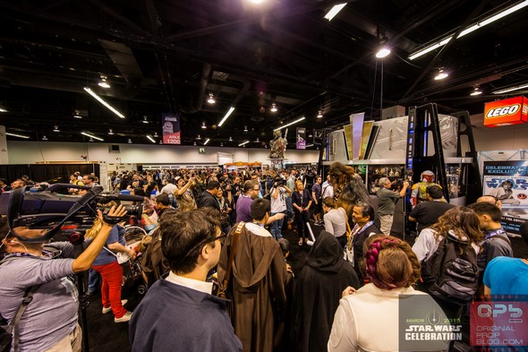 Star-Wars-Celebration-2015-Anaheim-Exhibit-Hall-New-Trailer-The-Force-Awakens-Photos-001-RSJ