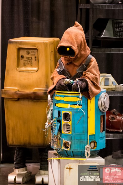 Star-Wars-Celebration-2015-Anaheim-Exhibit-Hall-New-Trailer-The-Force-Awakens-Photos-001-RSJ