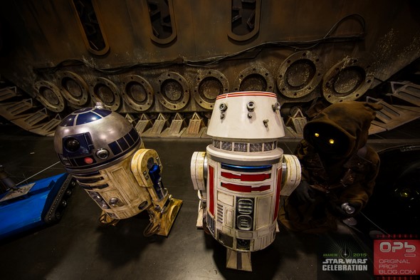 Star-Wars-Celebration-2015-Anaheim-Exhibit-Hall-New-Trailer-The-Force-Awakens-Photos-001-RSJ