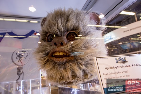 Star-Wars-Celebration-2015-Anaheim-Prop-Store-London-Los-Angeles-Exhibit-Props-Costumes-Photos-001-RSJ