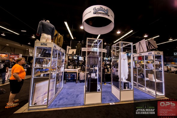 Star-Wars-Celebration-2015-Anaheim-Prop-Store-London-Los-Angeles-Exhibit-Props-Costumes-Photos-001-RSJ