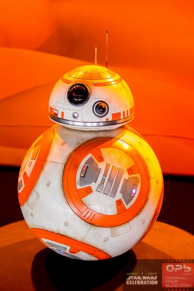 Star-Wars-Celebration-The-Force-Awakens-Props-Costumes-Exhibit-Characters-Models-001-RSJ