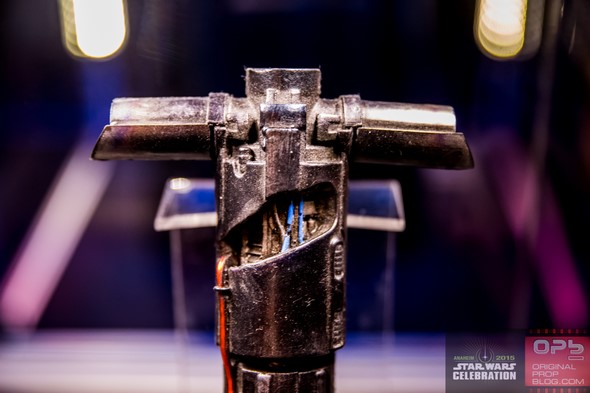 Star-Wars-Celebration-The-Force-Awakens-Props-Costumes-Exhibit-Characters-Models-001-RSJ