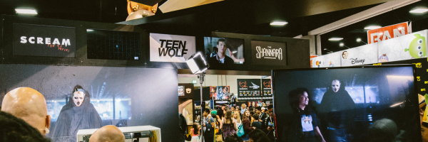 San-Diego-Comic-Con-International-2015-Photos-Cosplay-Convention-Exhibit-Hall-001