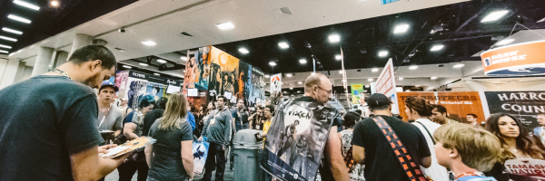 San-Diego-Comic-Con-International-2015-Photos-Cosplay-Convention-Exhibit-Hall-010