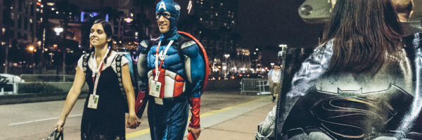 San-Diego-Comic-Con-International-2015-Photos-Cosplay-Convention-Exhibit-Hall-011