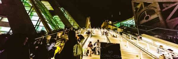 San-Diego-Comic-Con-International-2015-Photos-Cosplay-Convention-Exhibit-Hall-014