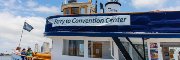San-Diego-Comic-Con-International-2015-Photos-Cosplay-Convention-Exhibit-Hall-020