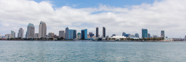 San-Diego-Comic-Con-International-2015-Photos-Cosplay-Convention-Exhibit-Hall-022