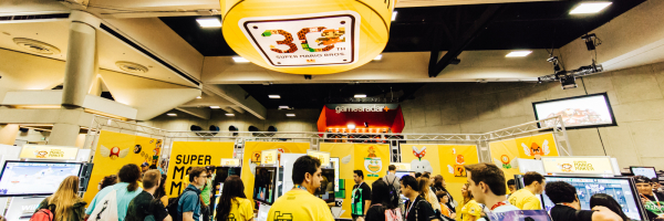 San-Diego-Comic-Con-International-2015-Photos-Cosplay-Convention-Exhibit-Hall-051
