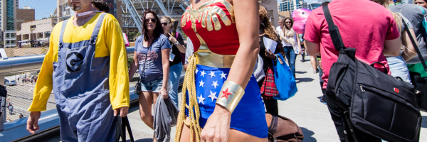 San-Diego-Comic-Con-International-2015-Photos-Cosplay-Convention-Exhibit-Hall-063