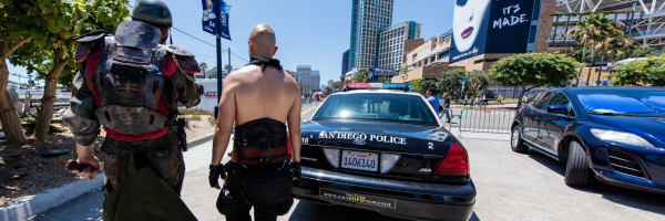 San-Diego-Comic-Con-International-2015-Photos-Cosplay-Convention-Exhibit-Hall-067