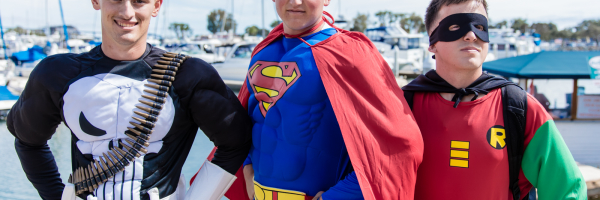 San-Diego-Comic-Con-International-2015-Photos-Cosplay-Convention-Exhibit-Hall-089