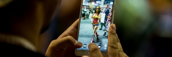 San-Diego-Comic-Con-International-2015-Photos-Cosplay-Convention-Exhibit-Hall-162