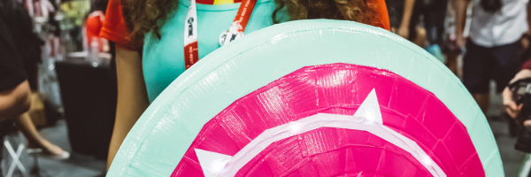 San-Diego-Comic-Con-International-2015-Photos-Cosplay-Convention-Exhibit-Hall-PINK-017