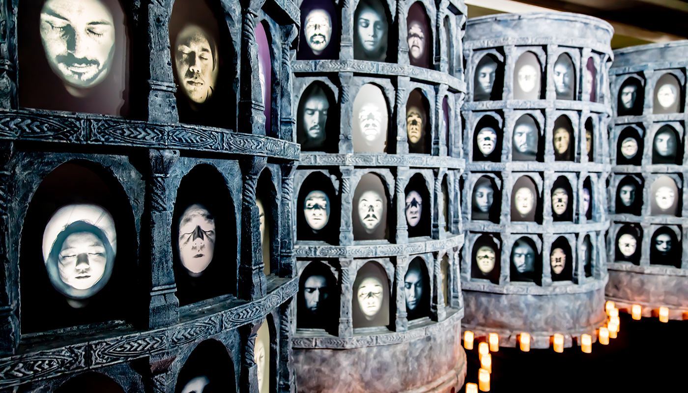 San-Diego-Comic-Con-2016-HBO-Exhibit-Game-Of-Thrones-Hall-Of-Faces-FI